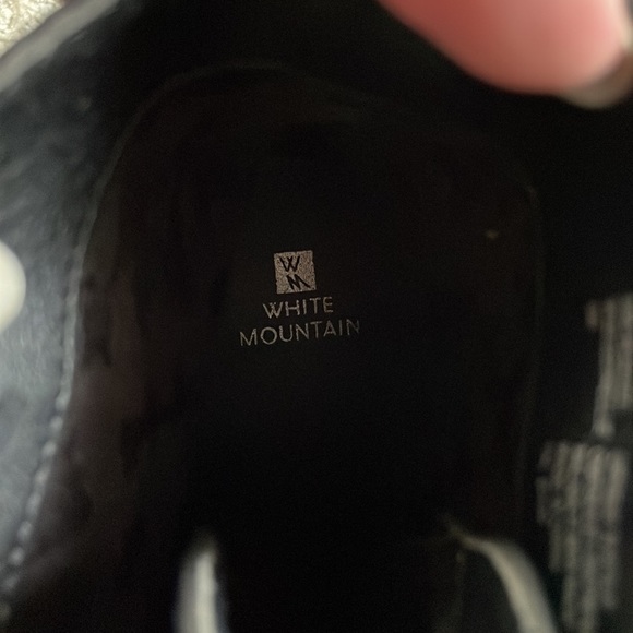 White Mountain Nellie wedge bootie - Picture 5 of 5